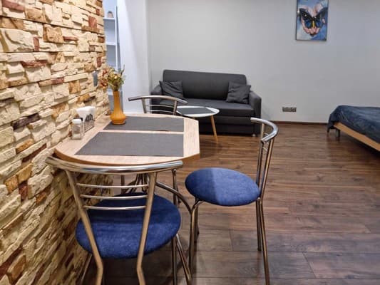 Home-Hotel на левом берегу ул. Митрополита Андрея Шептицкого, 1-а 3